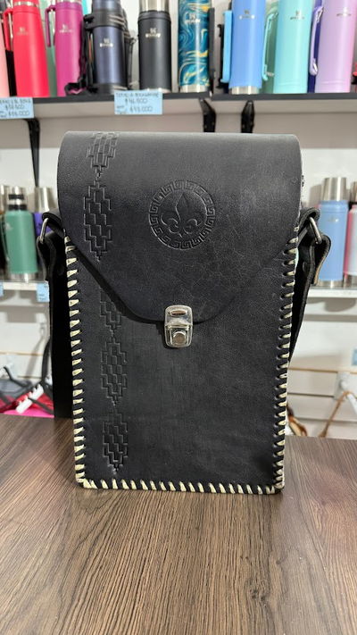 Bolso diseño de flor de lis