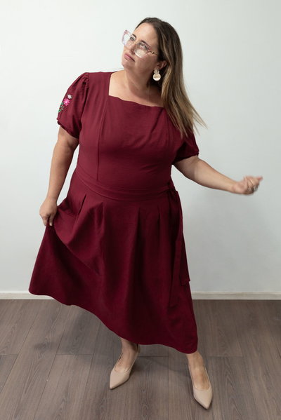 Anaris Plus Size