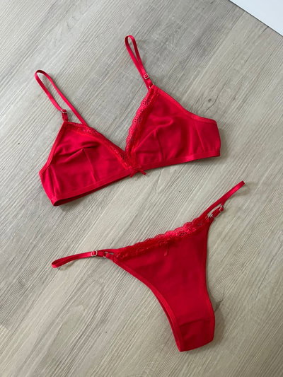 Conjunto simple algodón puntilla -ROJO-