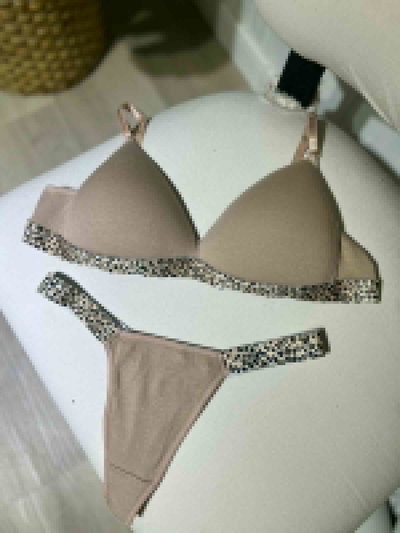 Conjunto taza soft con print -BEIGE-