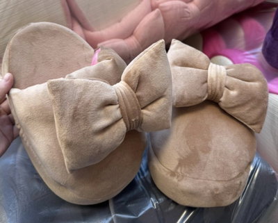PANTUFLON moño cute 3D