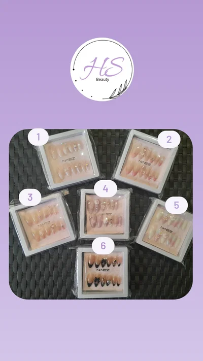 Uñas postizas naez decoradas