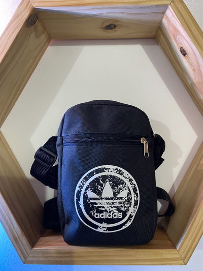 MORRAL ADIDAS 🎒