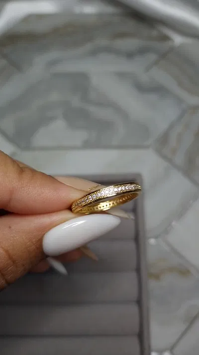 Anillo cintillo dorado
