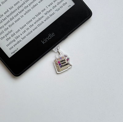 Charm para Kindle - Single, taken, reading
