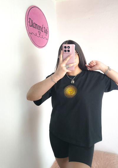 Remera sol bordado