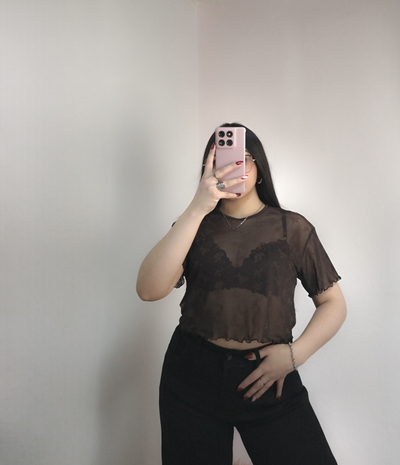 Remera microtul over Fátima 