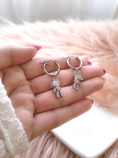 Argollas con dije osito strass