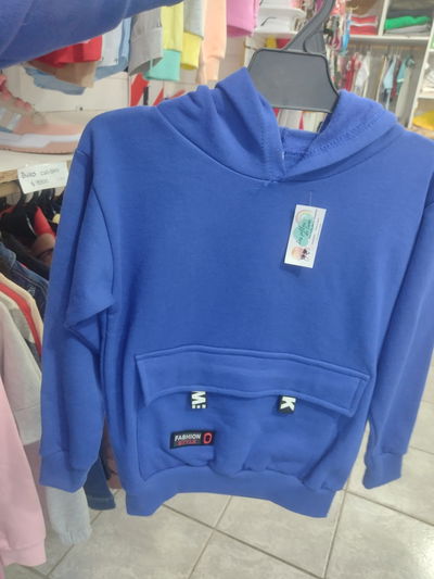 Buzo azul friza talle 8