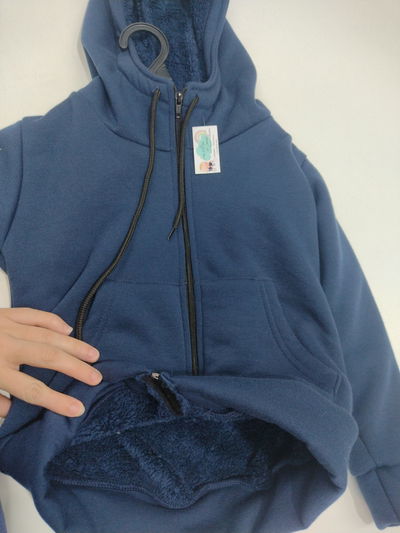 Campera con corderito talle 6