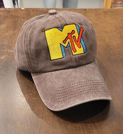 Gorra gabardina marron gastado escudo Bordada MTV