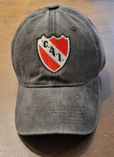 Gorra gabardina negro gastado Independiente