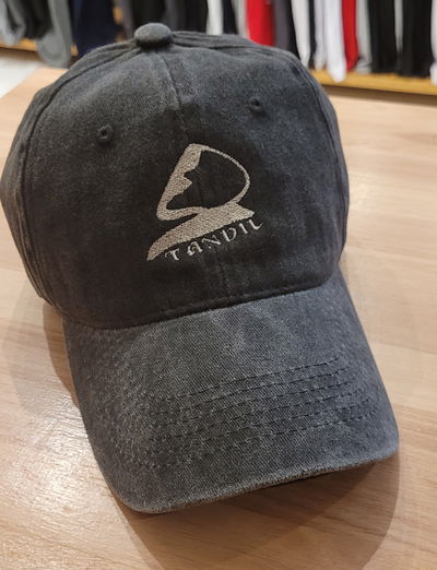 Gorra negro gastado gabardina Tandil