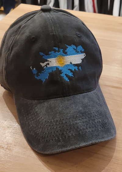 Gorra gabardina negro gastado islas malvinas argentinas 1982 bandeta