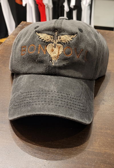 Gorra gabardina Bon Jovi negro gastado
