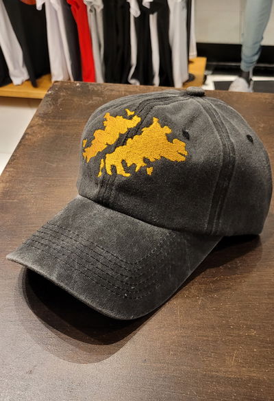 Gorra gabardina Malvinas doradas negro gastado