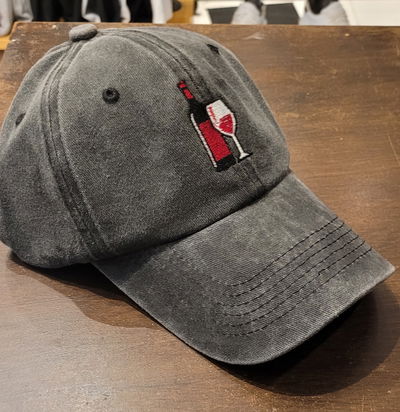 Gorra gabardina negro gastado Vino