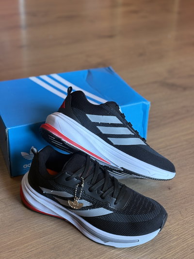 ADIDAS SUPERNOVA 