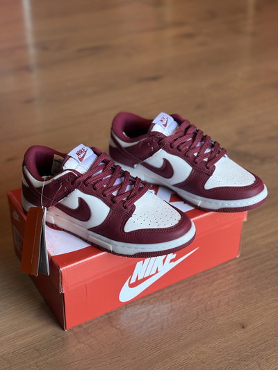 NIKE SB BORDO