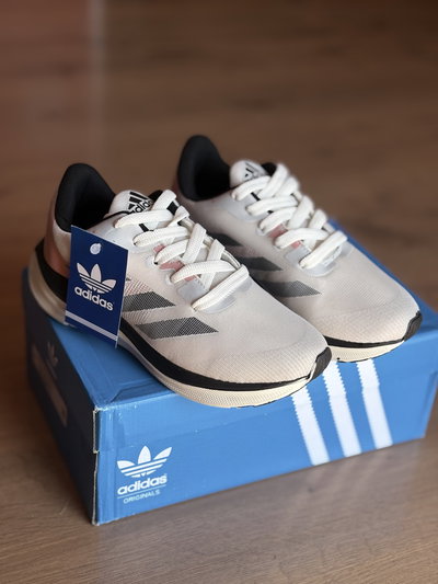 ADIDAS ADIZERO BOSTON 12