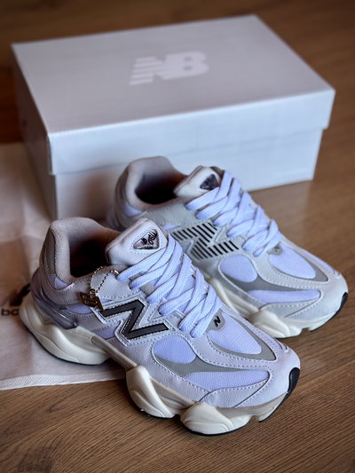 NEW BALANCE 9060