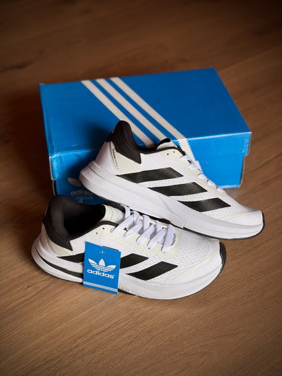 ADIDAS LIGHTSTRIKE 
