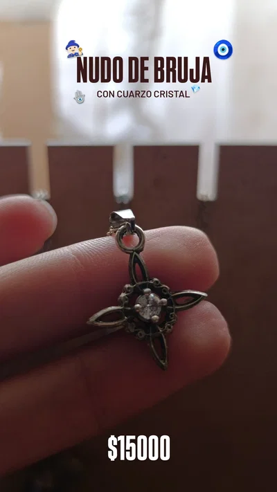 Nudo de Bruja con Cuarzo Cristal