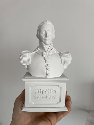 Busto de Hipólito Bouchard