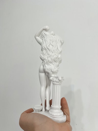 Venus y columna