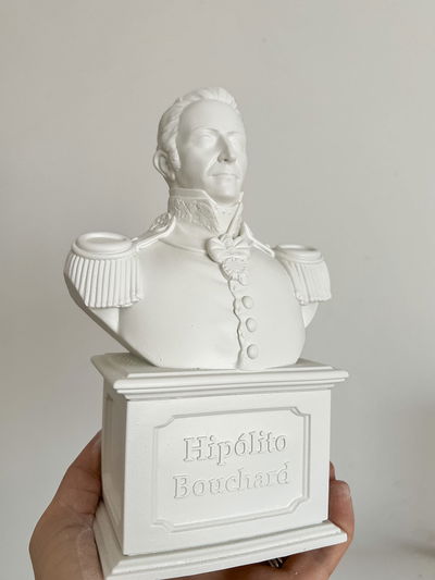 Busto de Hipólito Bouchard