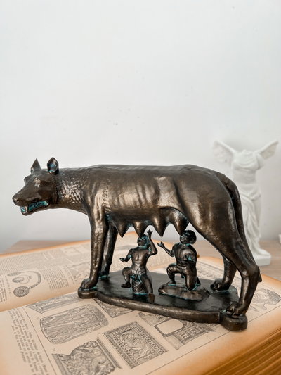 Loba Capitolina Luperca