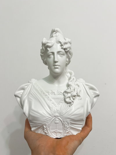 La Alegoría Argentina busto del Salón Blanco