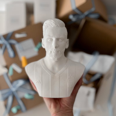 Busto de Messi 18cm cemento blanco