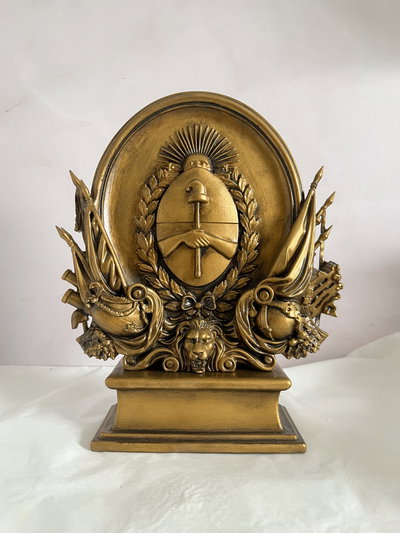 Escudo argentino (Salón Blanco)