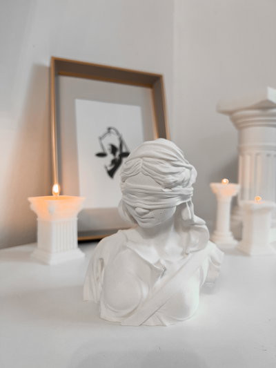 Escultura Justicia 15cm