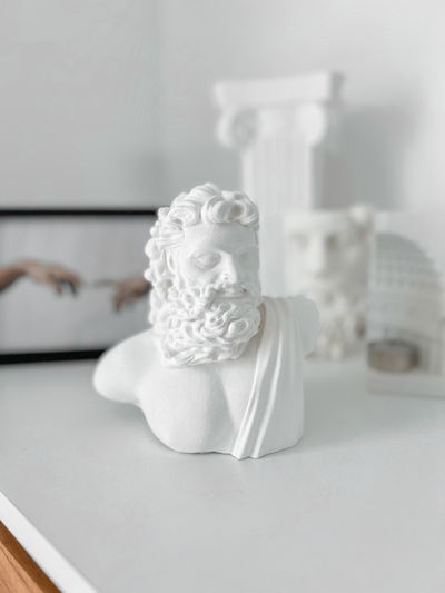 Escultura Jupiter Zeus 15cm