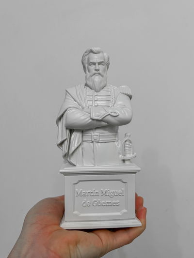 Busto de Martín Miguel de Güemes