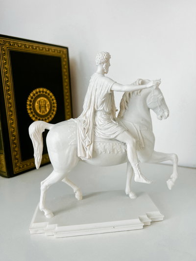Marco Aurelio ecuestre (a caballo)