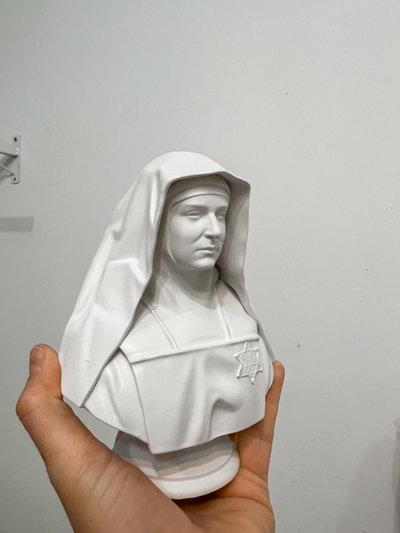 Busto de Edith Stein