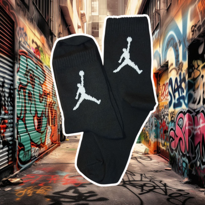 Jordan negro con logo blanco