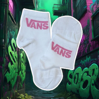 Tenis Vans blancas letras fuccia