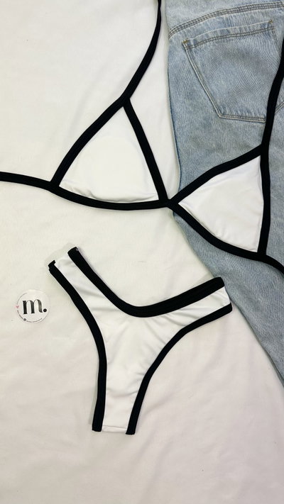 Bikini Aitana triang. Blanco