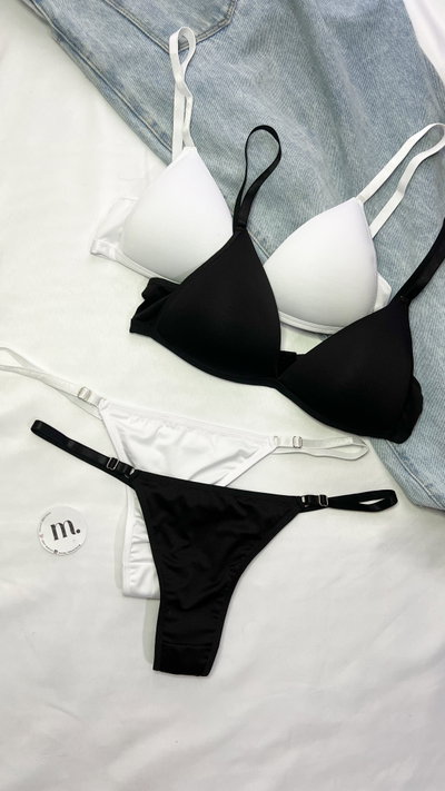 Conjunto triangulito soft Microfibra marca Karima