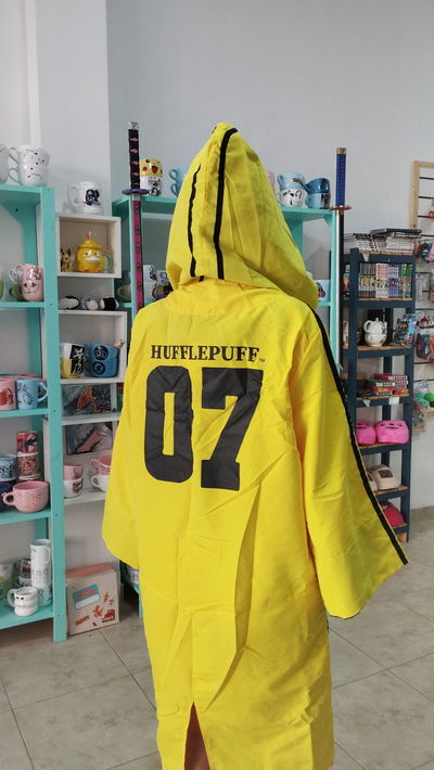 Capa de quidditch de Hufflepuff - Harry Potter 