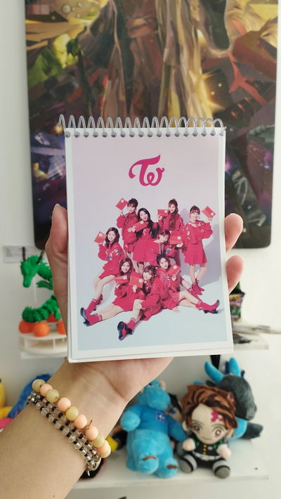 Anotador de Twice - K-pop