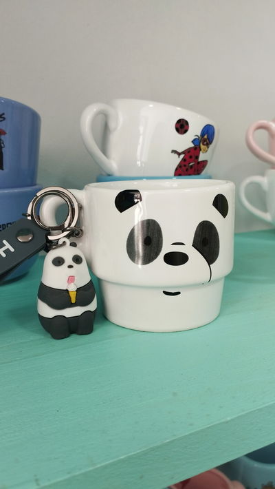 Combo de taza y llavero de oso panda 