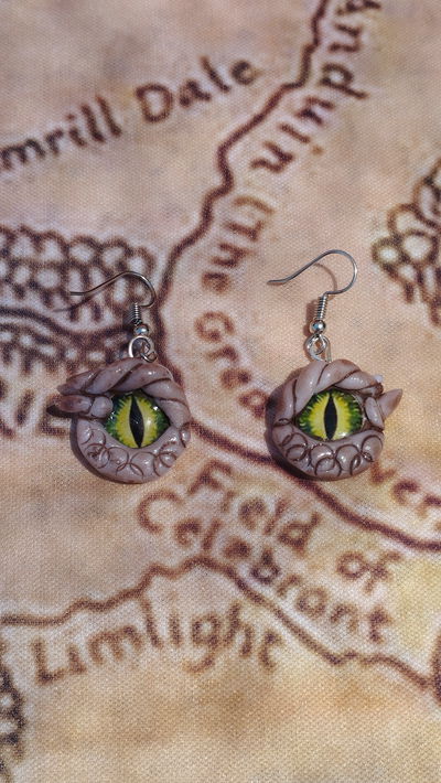 Aros de ojos verdes de monstruo 