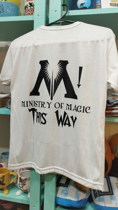 Remera del Ministerio de magia - Harry Potter 