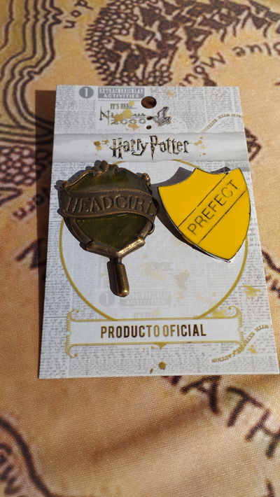 Pin perfecto de Hufflepuff - Se venden Individual - Harry Potter