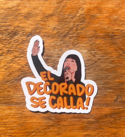 El decorado se calla 